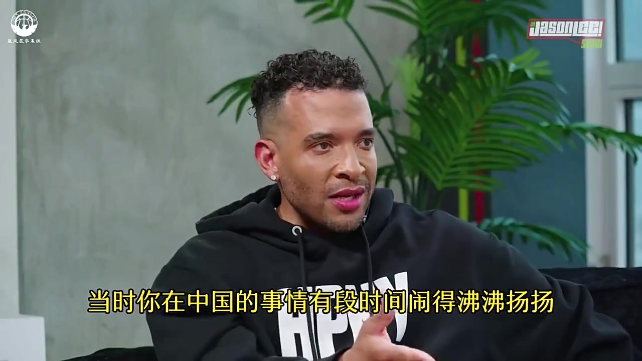 二球此前：偷东西的时候就知道错了，很爱中国可能以后还会去！